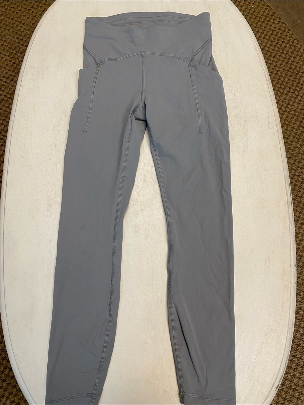 lululemon athletica women’s Light Gray Jogger-Style Performance Pants